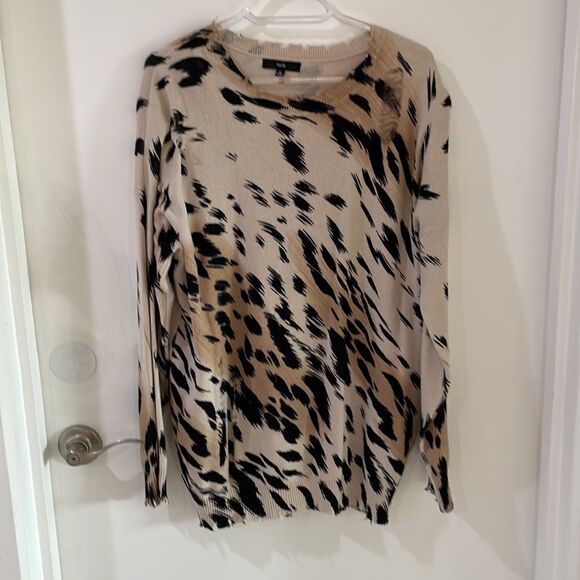 FATE Distressed animal print 100% cotton sweater top like new M - Picture 6 of 11